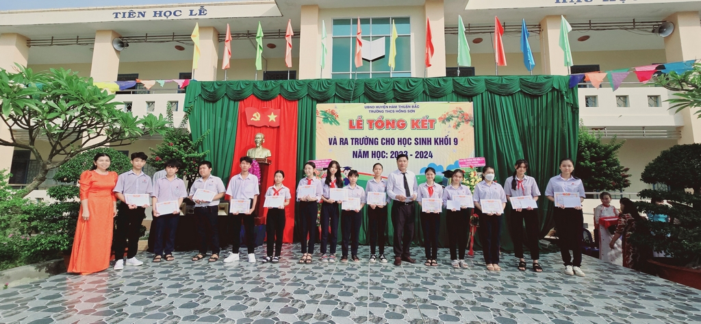 Lễ Tổng kết năm hoc: 2023 - 2024