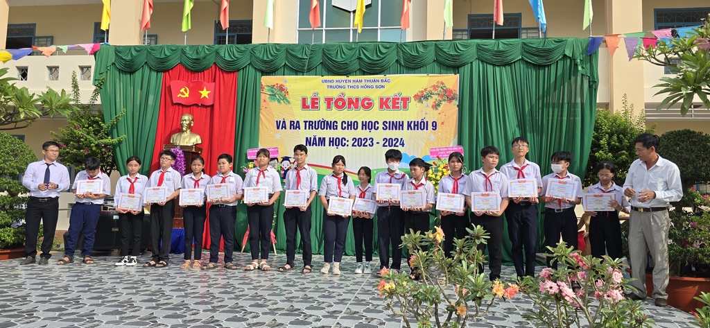 Lễ Tổng kết năm hoc: 2023 - 2024