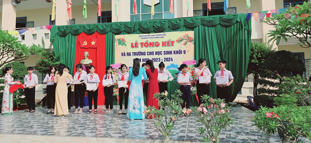 Lễ Tổng kết năm hoc: 2023 - 2024