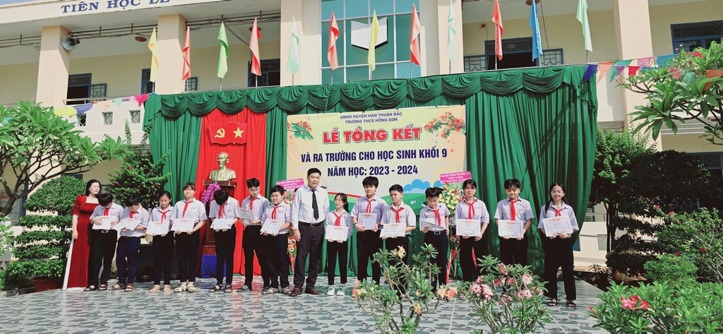 Lễ Tổng kết năm hoc: 2023 - 2024