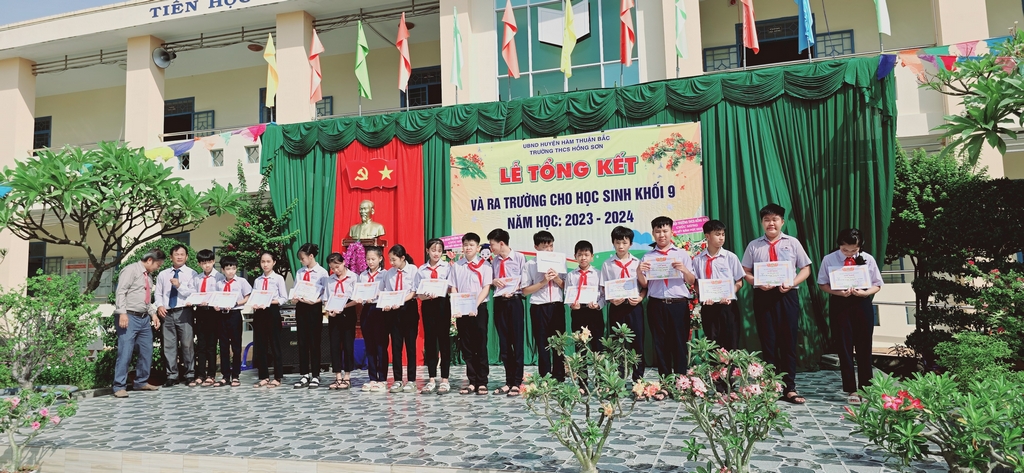 Lễ Tổng kết năm hoc: 2023 - 2024