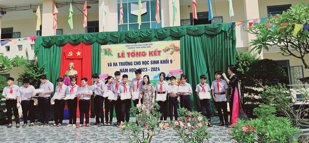 Lễ Tổng kết năm hoc: 2023 - 2024