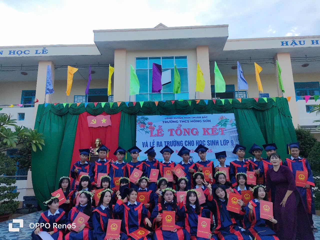 Le-truong-thanh-2024-2025-2.jpg