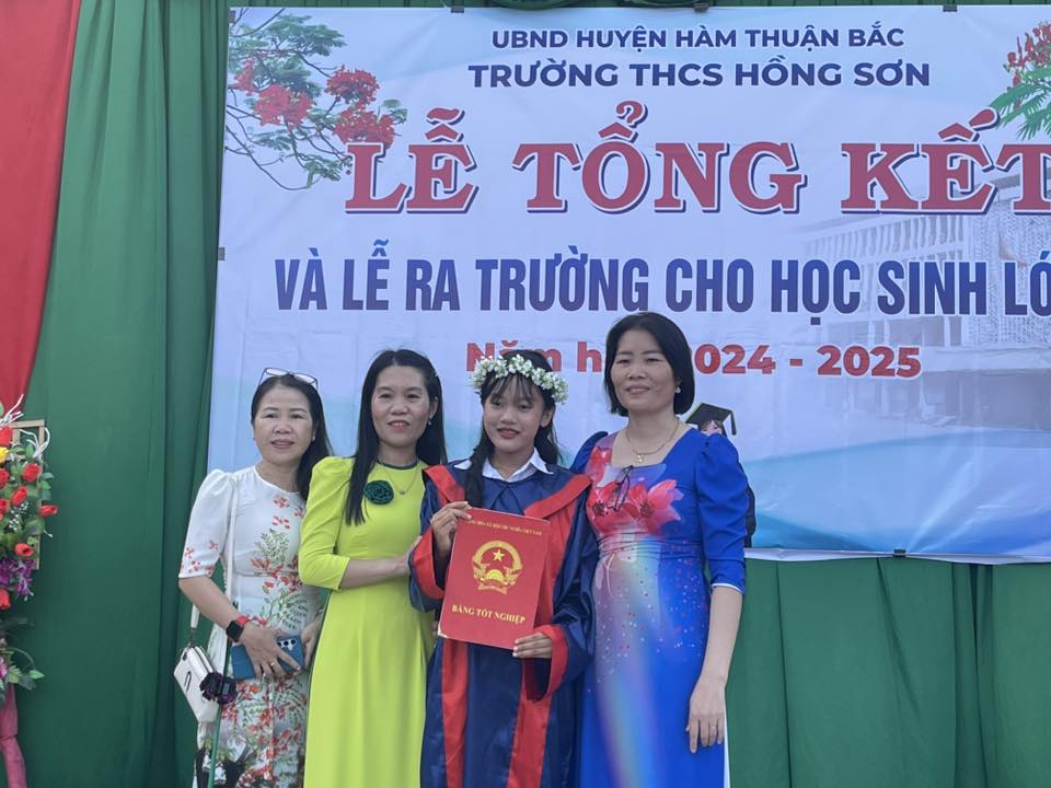 Le-truong-thanh-2024-2025-6.jpg