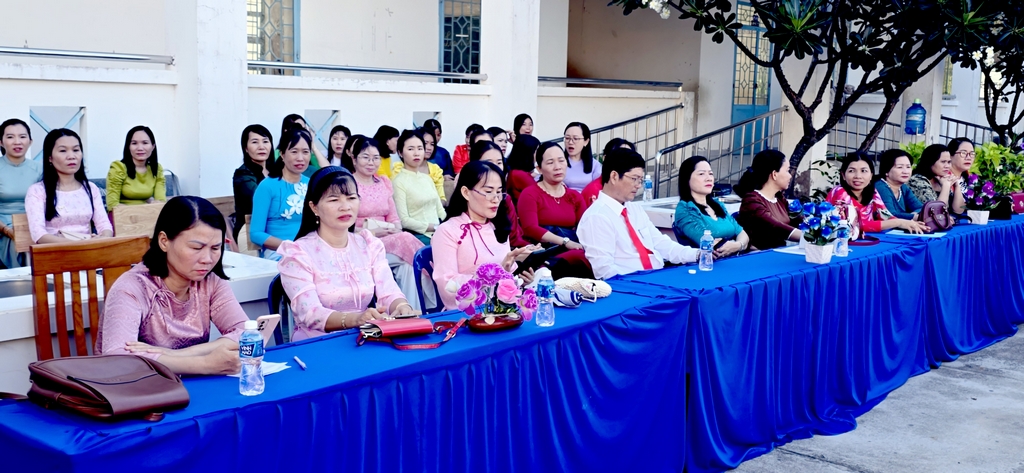 Tong-ket-nam-hoc-2024-2025-24.jpg