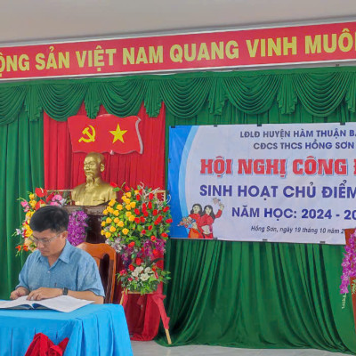 Hội nghị Công đoàn THCS Hồng Sơn
