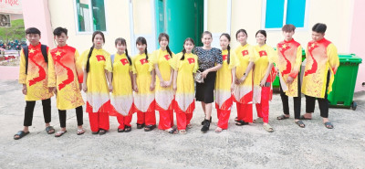 Múa Một Vòng Việt Nam - Lớp 9.5