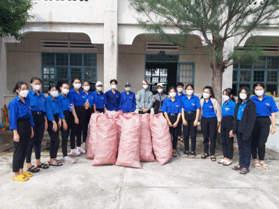 Hoạt động ngày thứ 7 tình nguyện