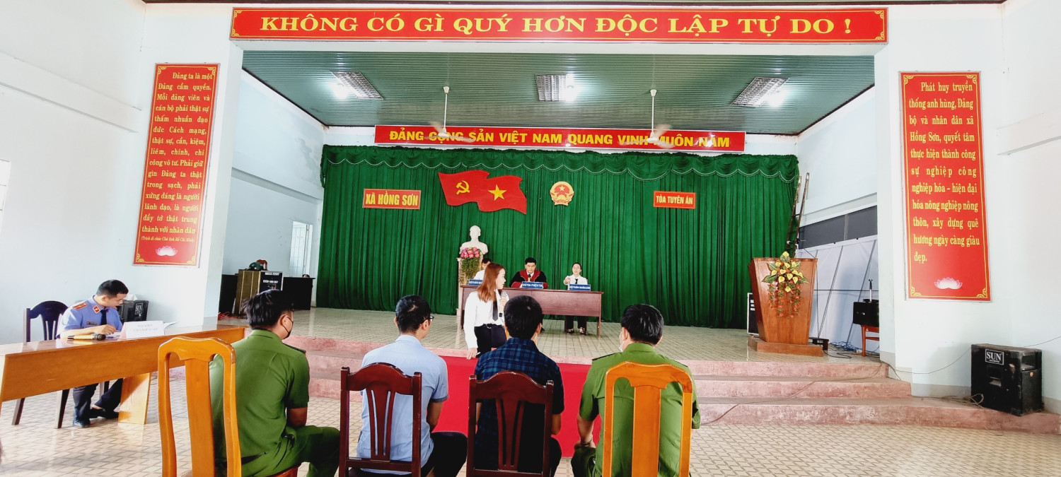 Tòa tuyên án (3)