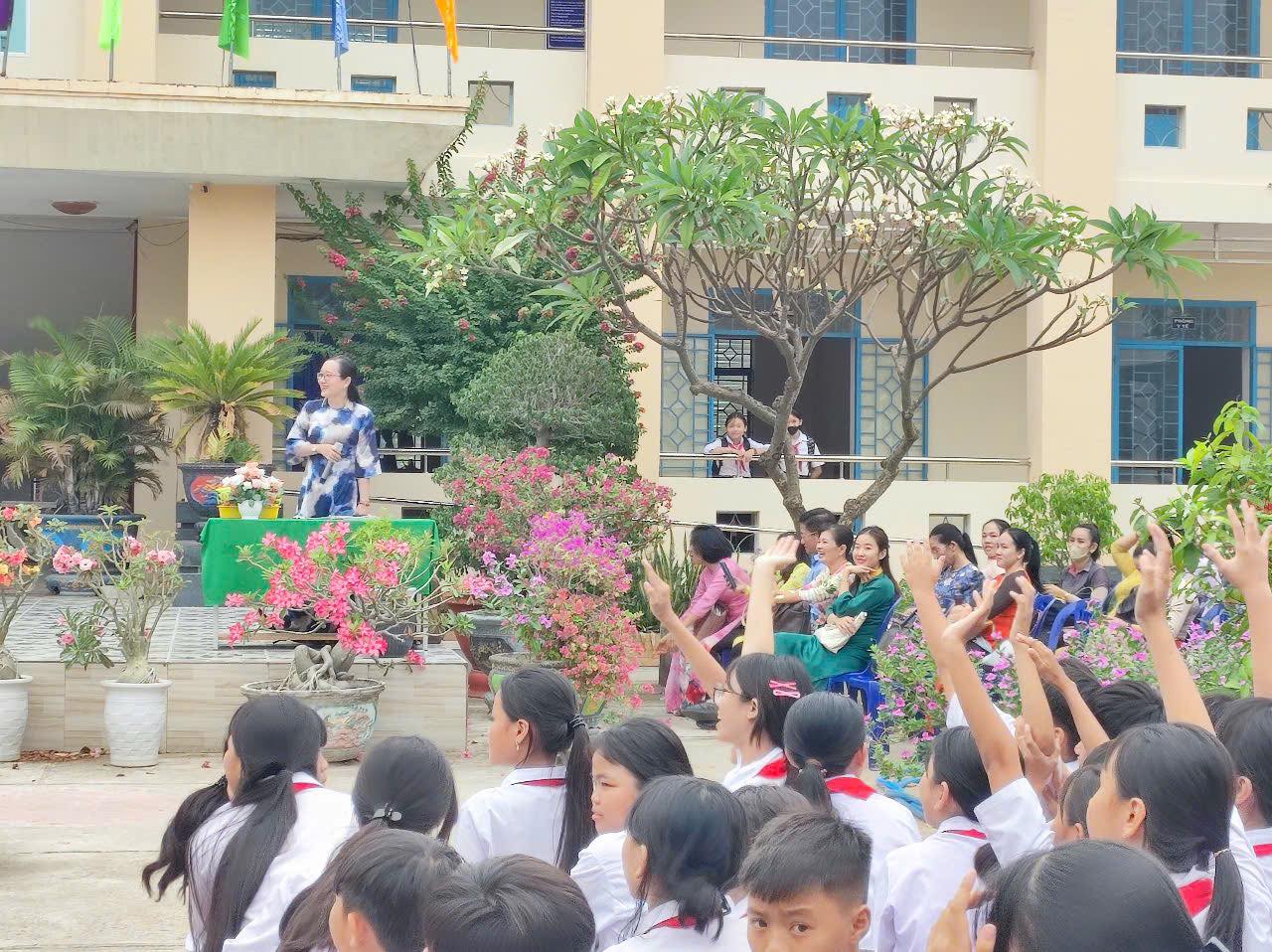 Sinh hoạt chủ điểm tháng 4 (6)