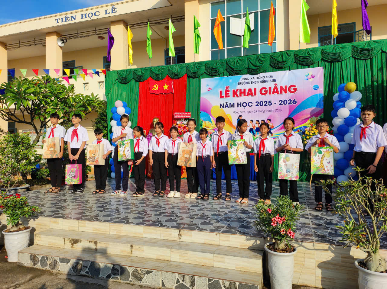 Khai giảng 25 26 (10)