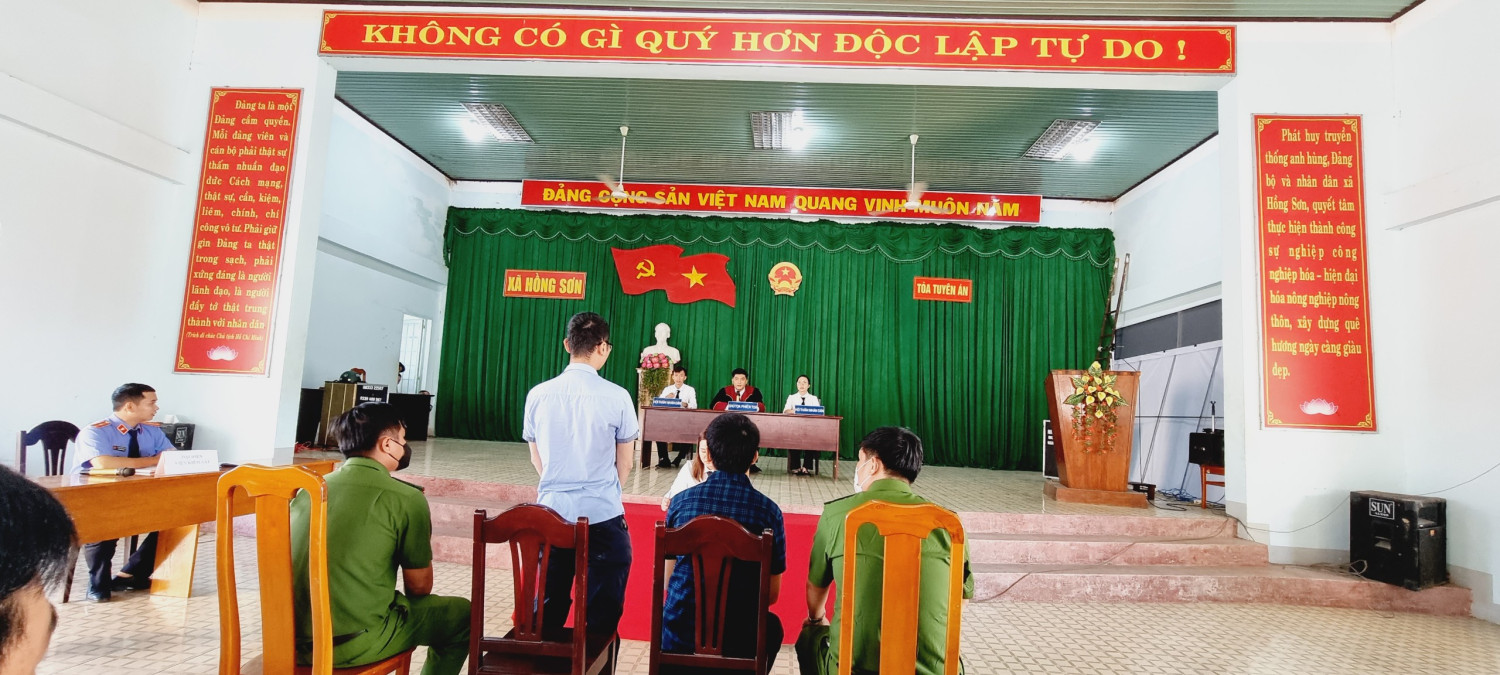 Tòa tuyên án (4)