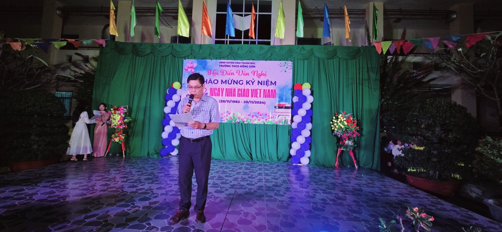Văn nghệ 20/11/2024