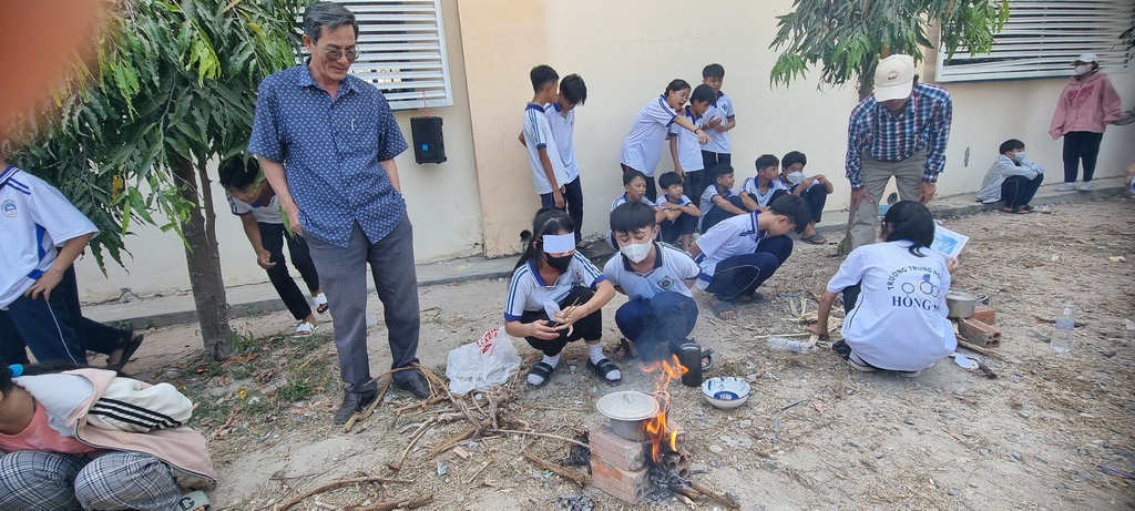 Cắm trại năm học 2023-2024