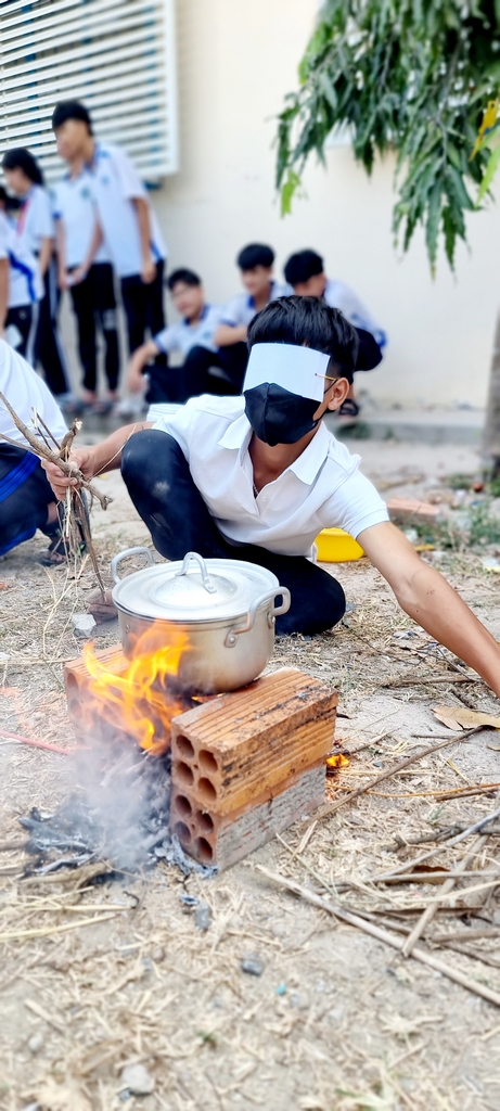 Cắm trại năm học 2023-2024