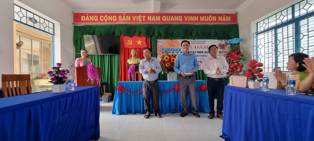 Toạ đàm 20/11/2023
