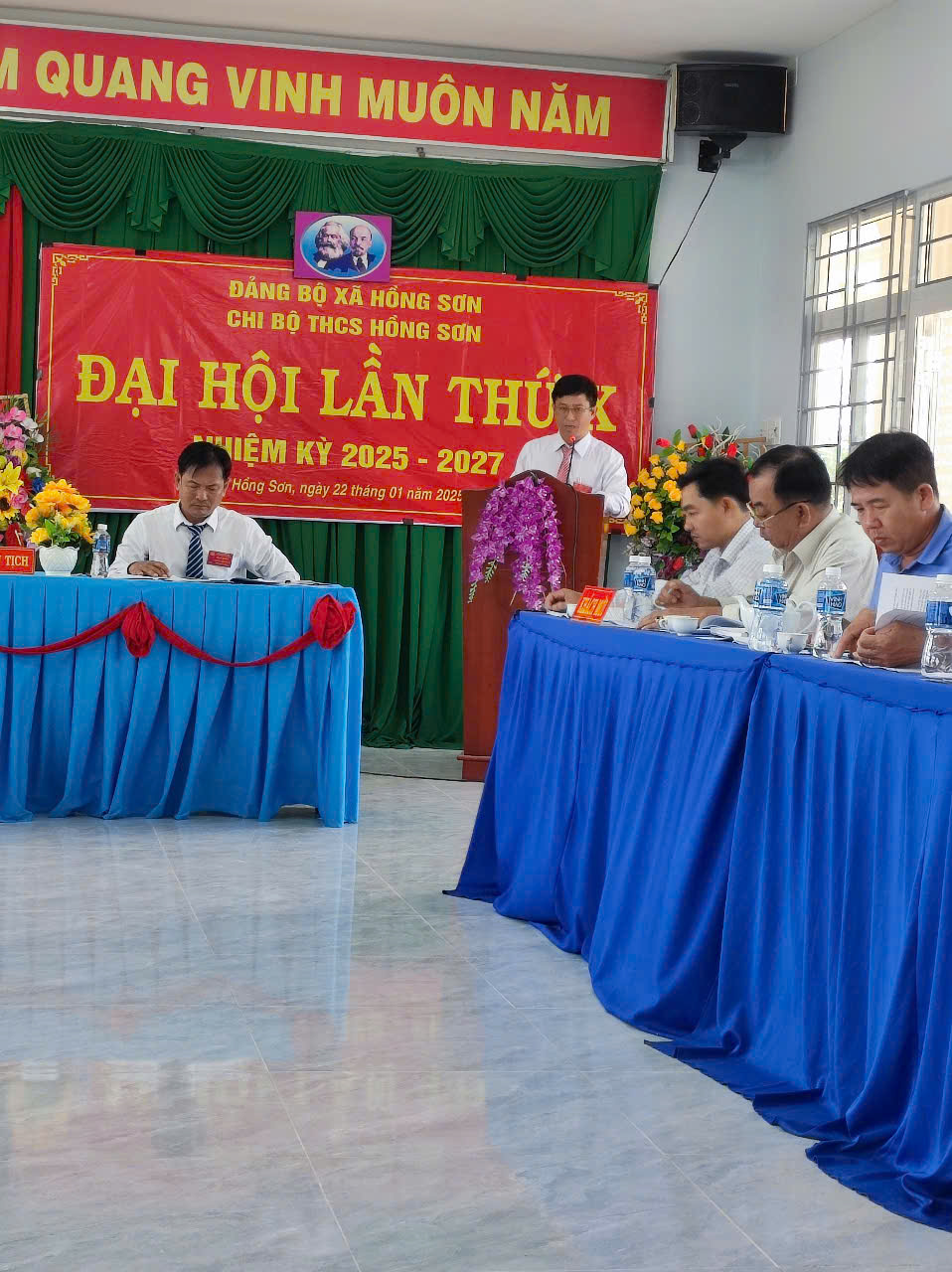 Hình ảnh Đại hội Chi bộ lần X, nhiệm kỳ 2025 - 2027