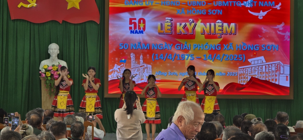 Kỷ niệm 50 năm Giải phóng Hồng Sơn (14/4/1975 - 14/4/2025)