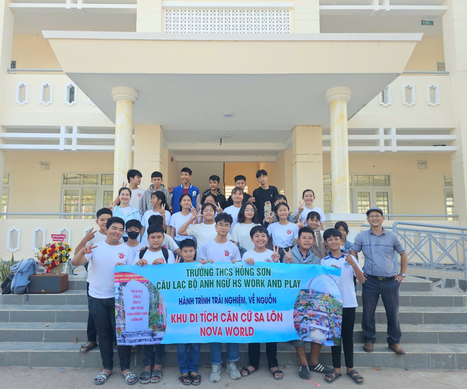 Hành trình về nguồn năm học 2024 - 2025