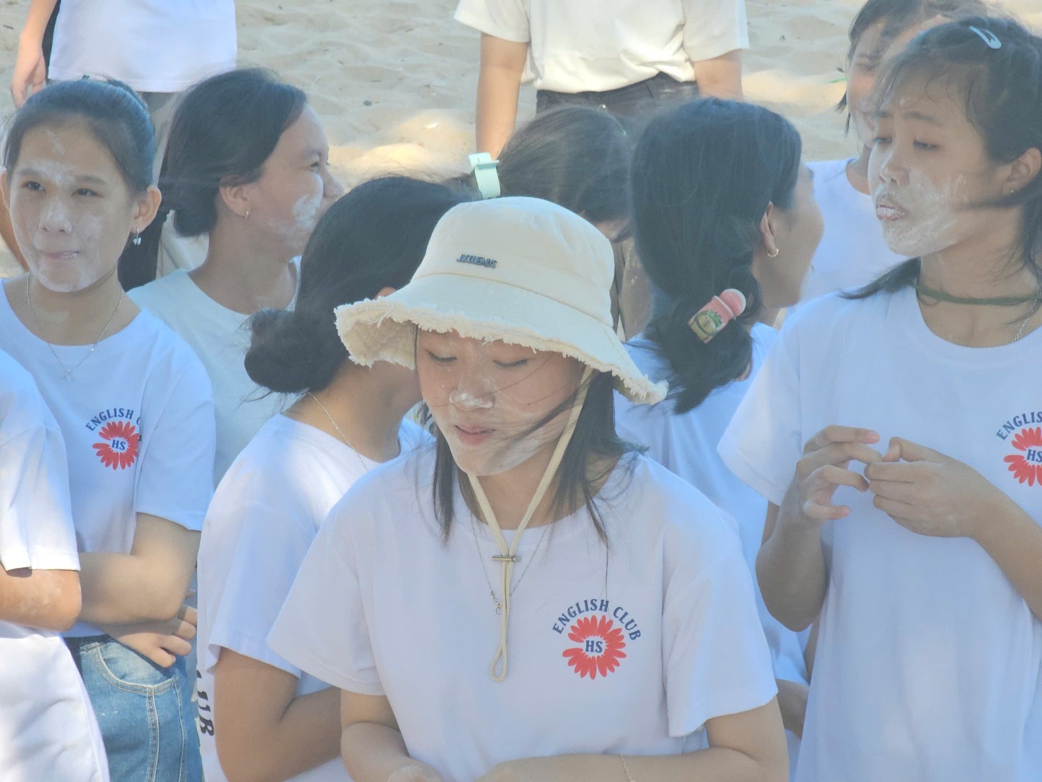 Sinh hoạt dã ngoại CLB Tiếng Anh 2024 - 2025