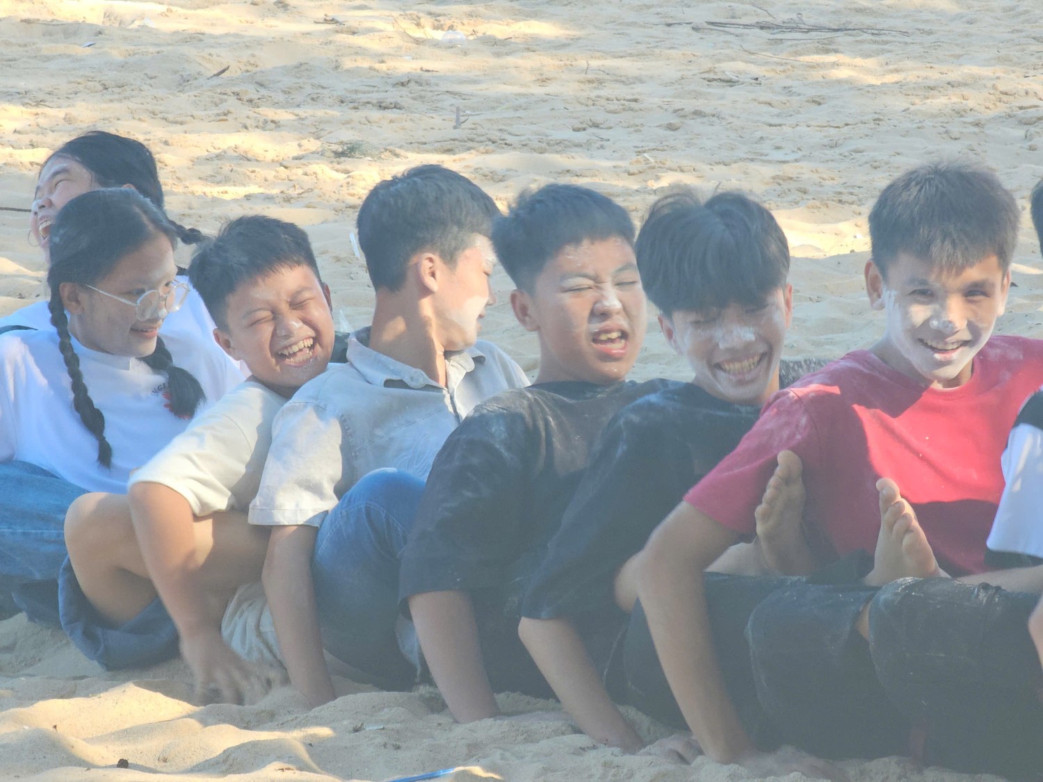 Sinh hoạt dã ngoại CLB Tiếng Anh 2024 - 2025