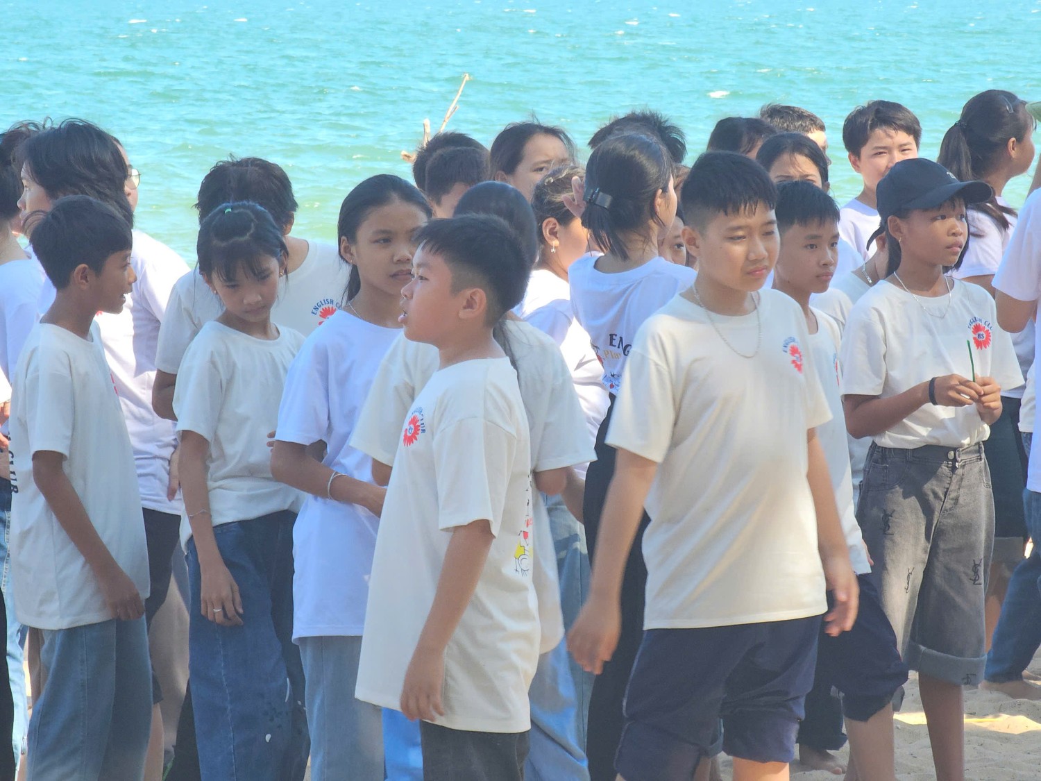 Sinh hoạt dã ngoại CLB Tiếng Anh 2024 - 2025