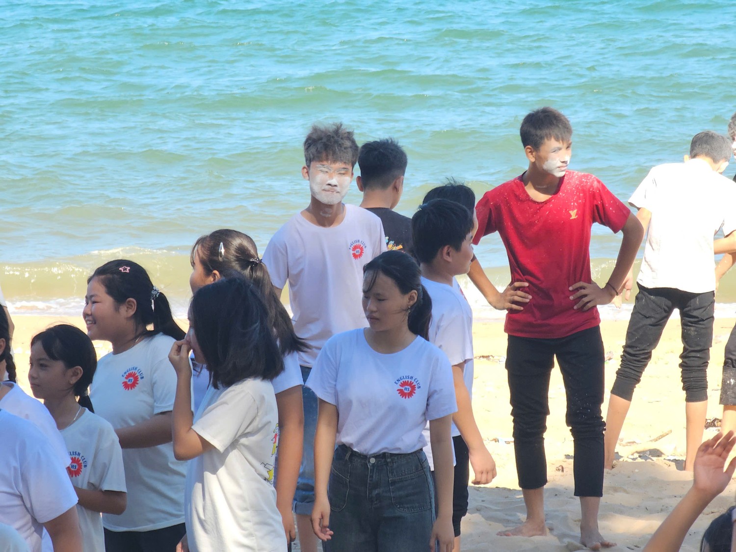 Sinh hoạt dã ngoại CLB Tiếng Anh 2024 - 2025