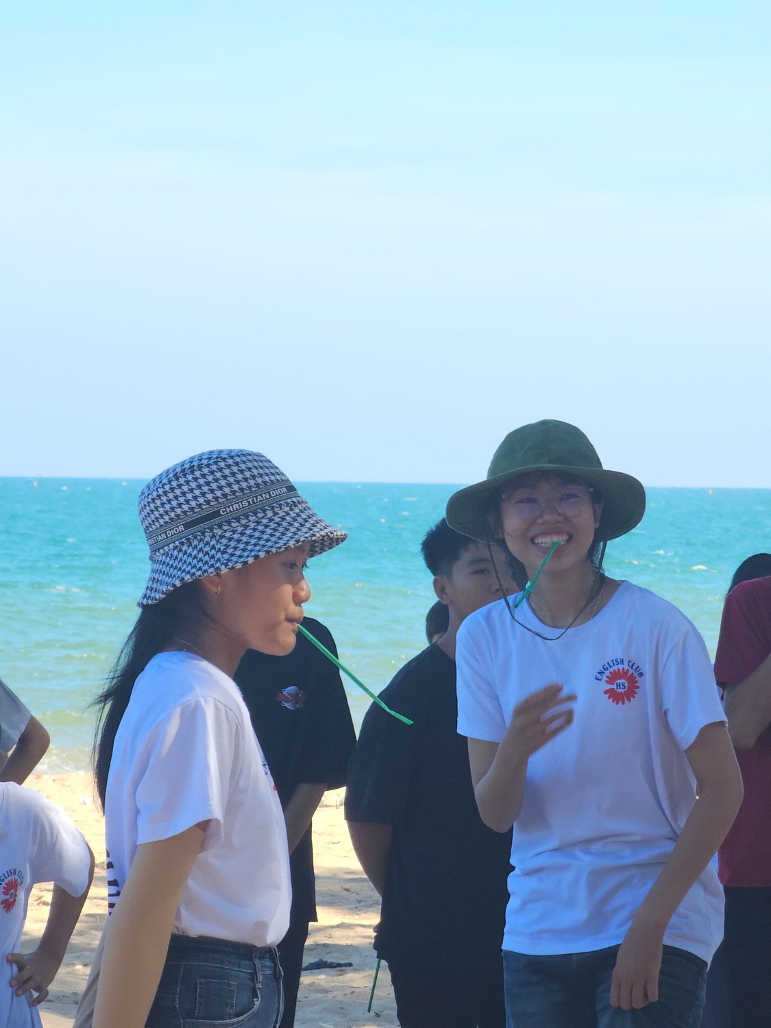 Sinh hoạt dã ngoại CLB Tiếng Anh 2024 - 2025