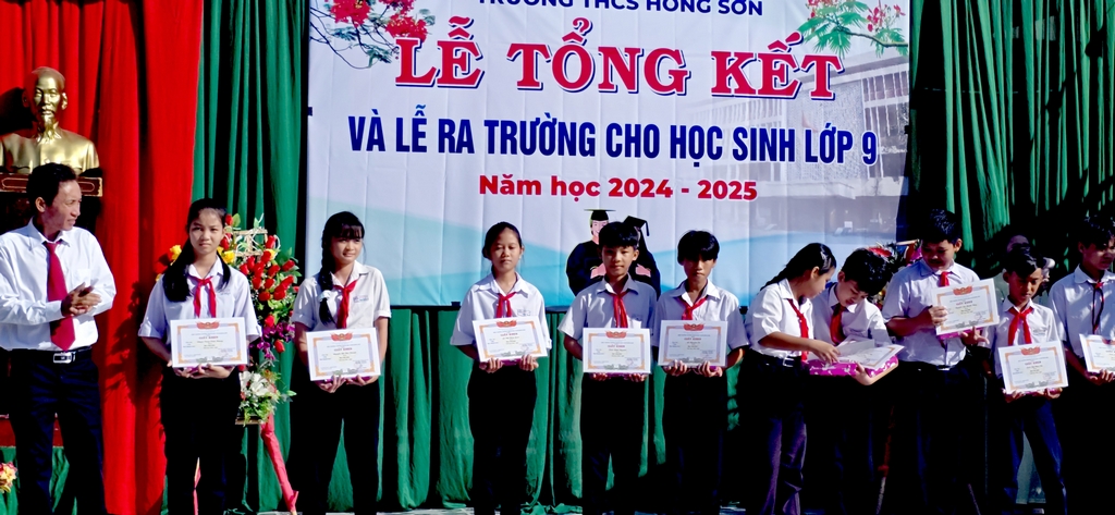 Tổng kết năm học 2024 - 2025