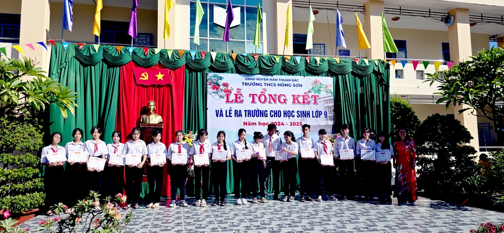 Tổng kết năm học 2024 - 2025