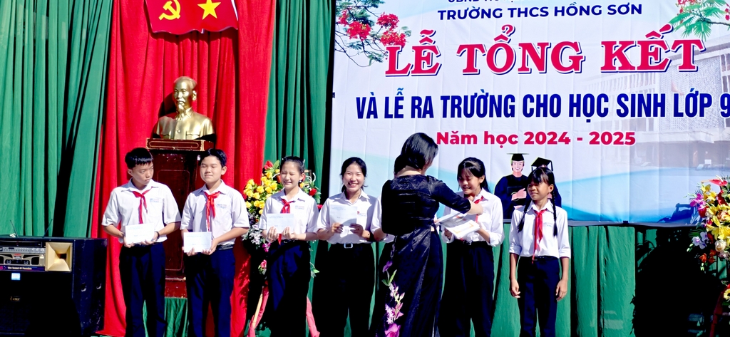 Tổng kết năm học 2024 - 2025